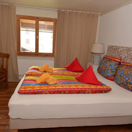 Ustria Crusch Alva Frühstückspension *