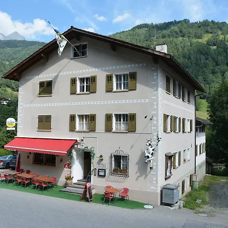 Ustria Crusch Alva *