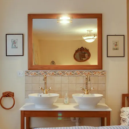 Bed & Breakfast Ustria Crusch Alva Tavanasa