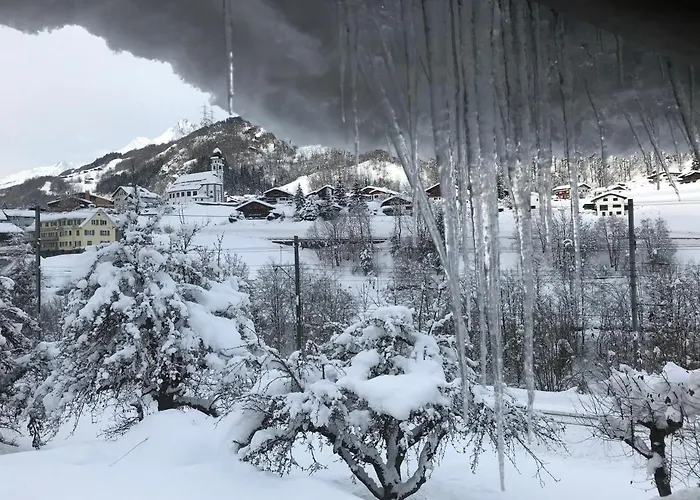 Ustria Crusch Alva Bed & Breakfast Tavanasa