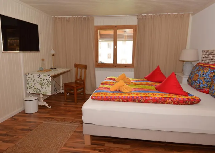 Ustria Crusch Alva Bed & Breakfast Tavanasa