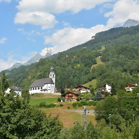 Ustria Crusch Alva *