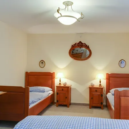 Ustria Crusch Alva Bed & Breakfast Tavanasa