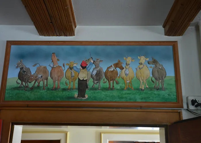 Alojamento de Acomodação e Pequeno-almoço Ustria Crusch Alva *