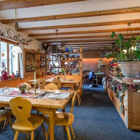 Ustria Crusch Alva * Tavanasa